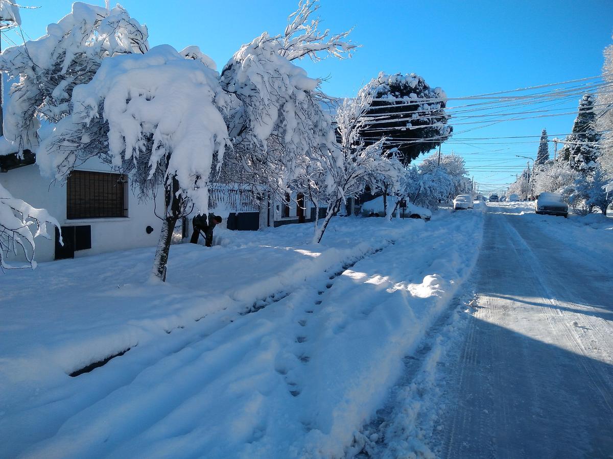 Hostal El Koru San Carlos de Bariloche Luaran gambar